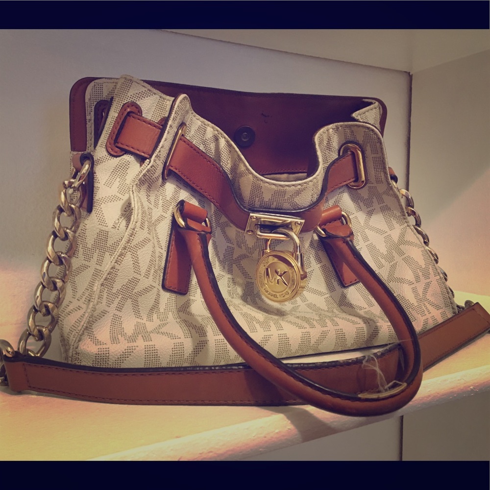 Michael Kors vanilla Jet Set purse/handbag
